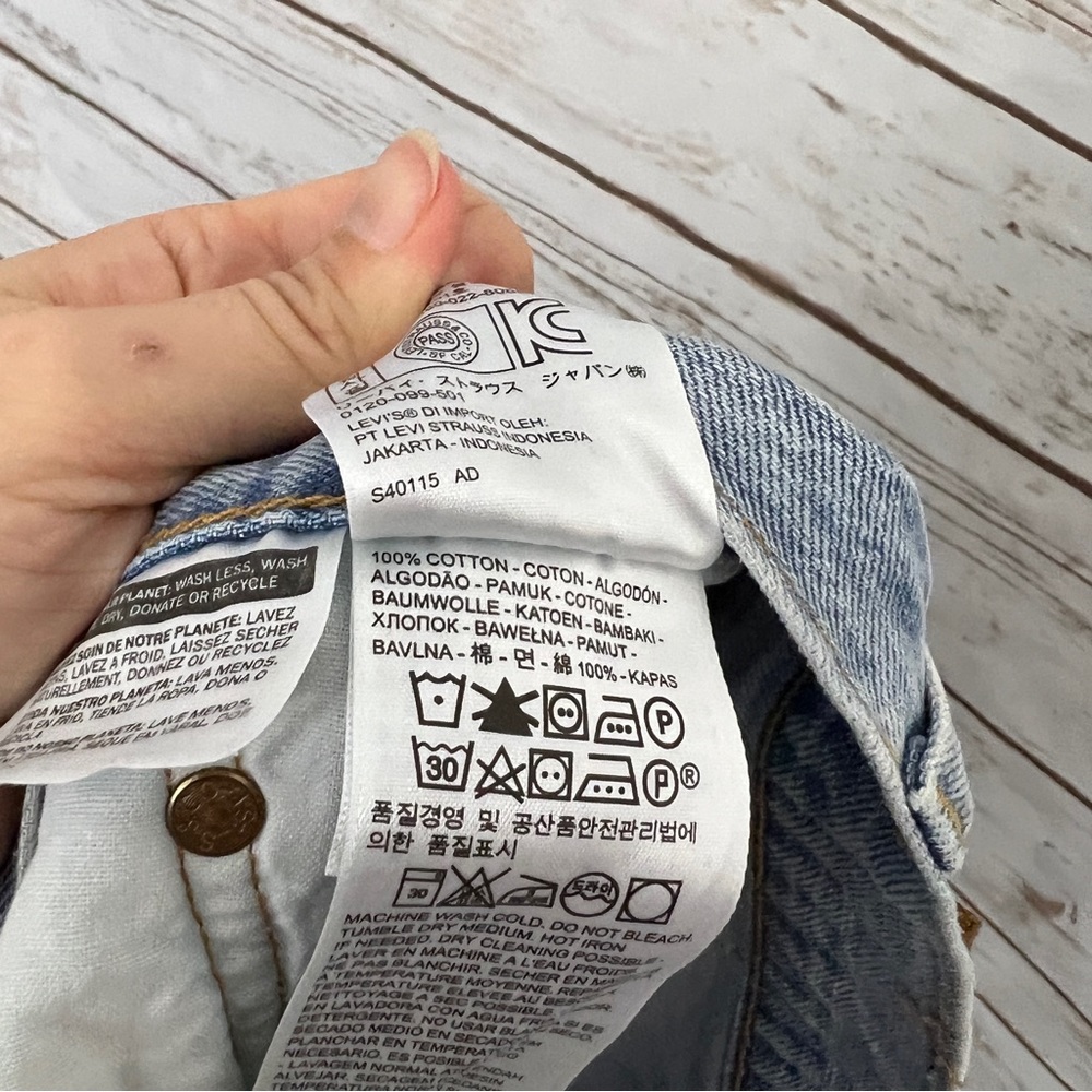 Levi’s 501 Button Fly Patchwork Cut Off Raw Hem S… - image 6